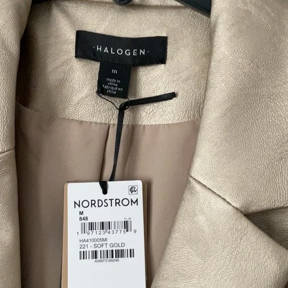 Halogen Gold Tailored Blazer - Picture 2 of 10